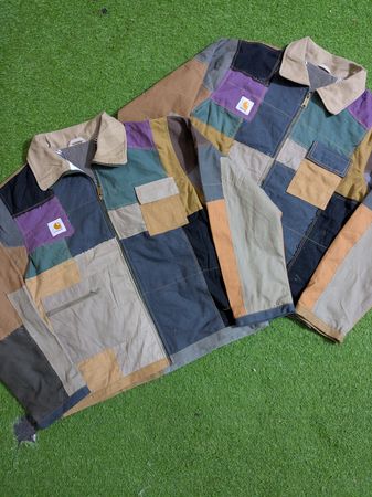 Upcycle Carhartt Patchwork-Jacke