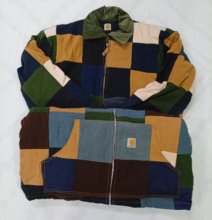 CR8652 UPCYCLED CARHARTT JACKETS