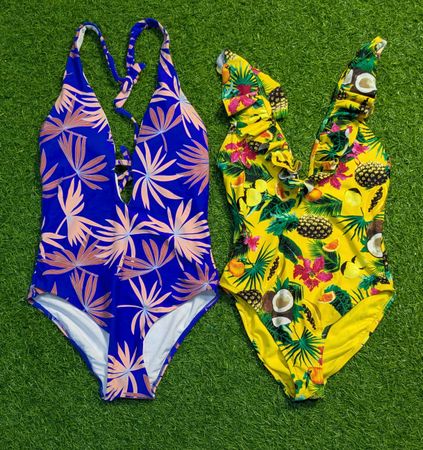 5795 - Sexy Summer Swimwear Soot