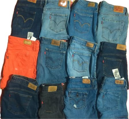 LEVI'S SHORTS (ID 1252)