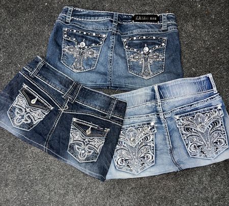 Y2K Mini Skirts