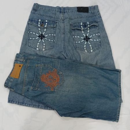 CR8690 VINTAGE DESIGNER SHORTS