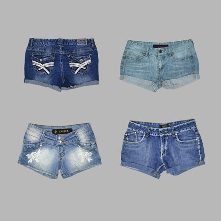 Y2K low rise shorts that bite