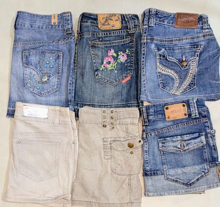 ARIYA JEANS AND OTHER MIX BRANDS MINI SKIRTS (AW 042)