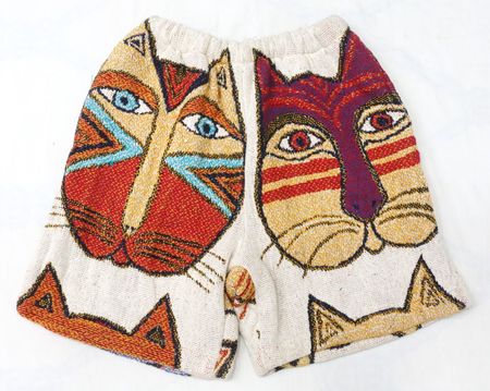 CR1725 UPCYCLED TAPESTRY SHORTS