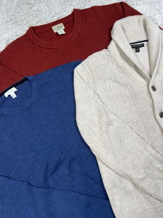 Mix branded sweater