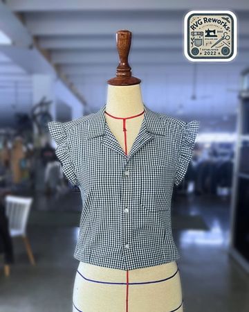 Upcycled Flutter-Sleeve Top 30 pieces *