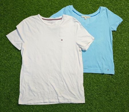 5881 - Tommy Hilfiger T-shirts à manches courtes