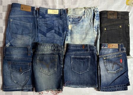 FOREVER 21 AND OTHER MIX BRANDS MINI SKIRTS (ID 1307)