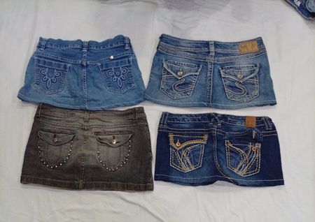 CR8785 UPCYCLED Y2K MINI DENIM SKIRTS