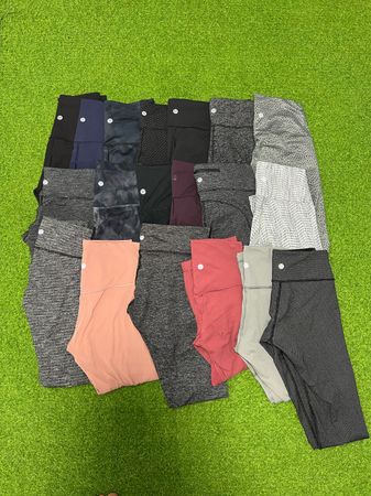 Yv417 Lululemon leggings 50P