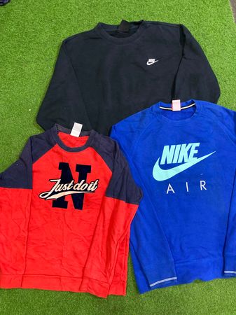 Nike sweatshirt