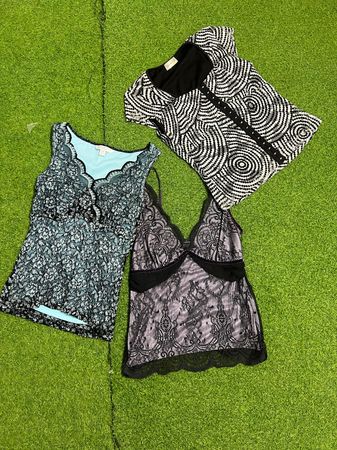 Tv 142  Blouses  12 P
