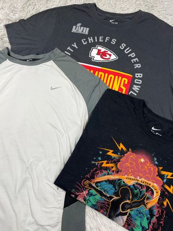 Nike t-shirts