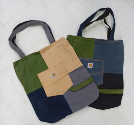 CR8830 UPCYCLED CARHARTT BAGS
