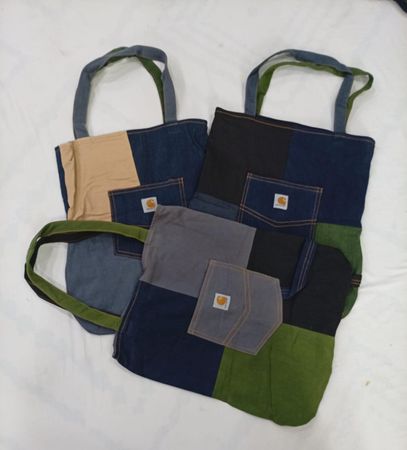 CR8831 UPCYCLED CARHARTT BAGS