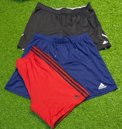 5954 - Adidas Shorts