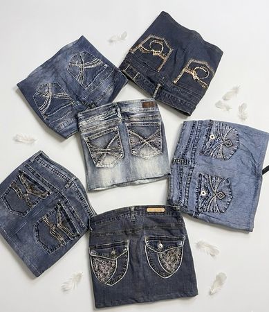 Y2K Mini Skirts with good embroidery