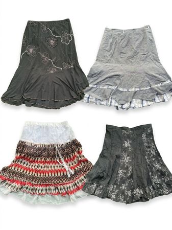 Y2K mix skirt 12 pcs ￼