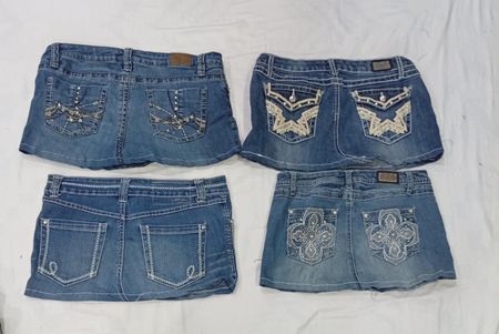 CR8905 UPCYCLED Y2K MINI DENIM SKIRTS