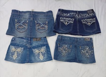 CR8909  UPCYCLED Y2K MINI DENIM SKIRTS