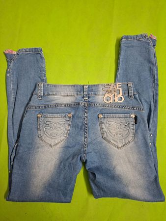 Mixed Style Y2K Women's embroided Jeans Bundle including flare, bootcut, Straight and skinny styles.