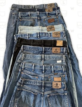 Lee And Wrangler jean men wear