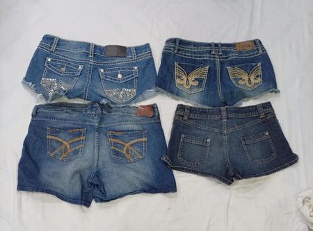 CR8915 UPCYCLED Y2K MINI DENIM SHORTS