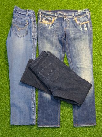 6038 - Unbranded Flare- und Straight-Jeans