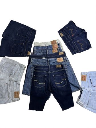Levis short women wear