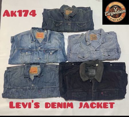 Levi’s denim jacket ak174