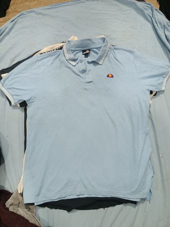 T-shirts Ellesse