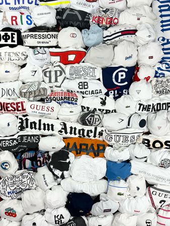 Men’s Mix Branded T-Shirts 100 Pieces