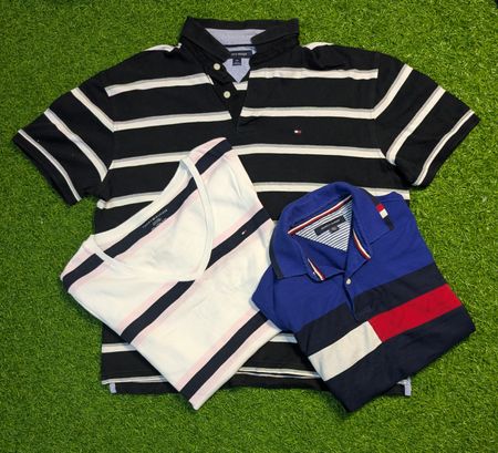 6084 - Tommy Hilfiger T-shirts à demi-manches