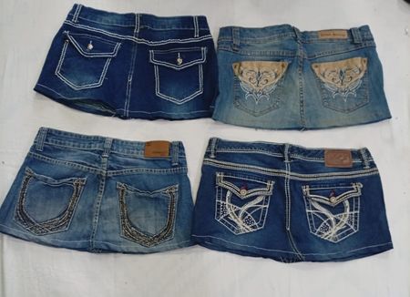 CR8988 JUPE MINI EN DENIM RECYCLEE