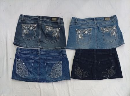 CR8996 UPCYCLED Y2K MINI DENIM SKIRTS