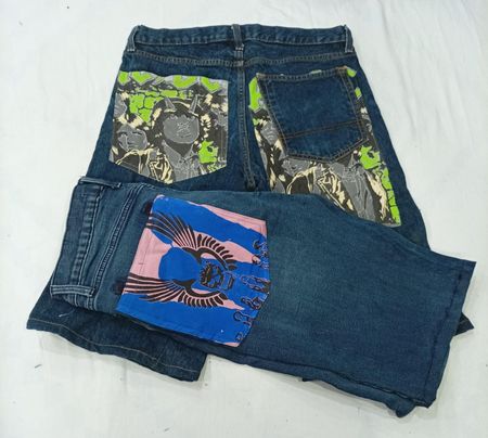 CR9008 UPCYCLED PRINTED SHORTS