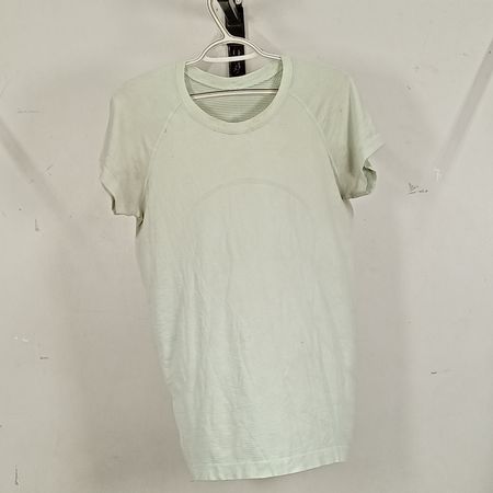 LULULEMON TANK TOP & T-SHIRTS BUNDLE 01