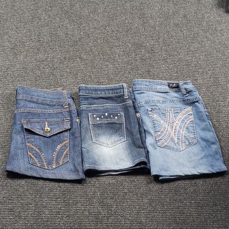 Y2K Mini Skirts