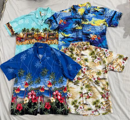 Hawaiian Shirts (715)