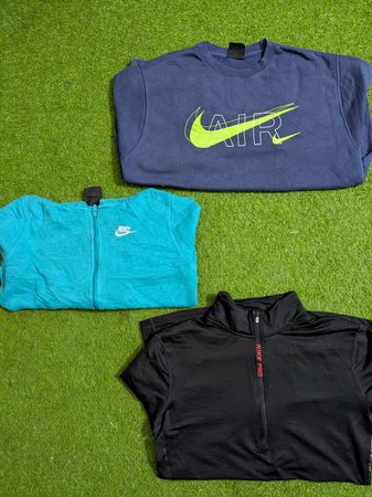Authentic Nike sweatshirt and hoodie