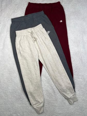 Mix branded jogging pants
