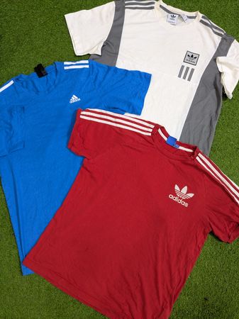 Authentisches Adidas T-Shirt