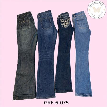 Trendy High Rise Flare Jeans – 90s Aesthetic Streetwear Denim (GRF-6-075)