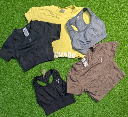 6136 - Gymshark Cropped tank