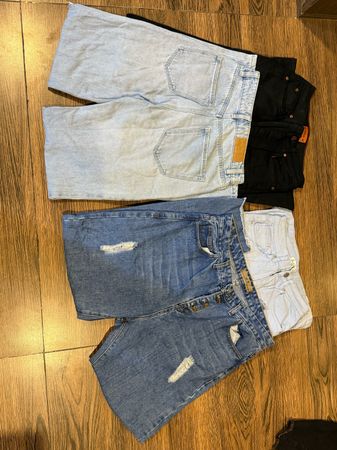 Top Branded Baggy Jeans