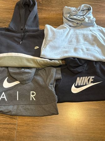 Top Nike Sweatshirts and Hoodies