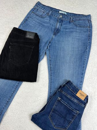 Levis jeans