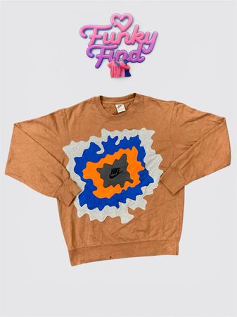 Pull en patchwork Nike upcyclé