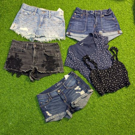 6170 - American Eagle, Hollister, Abercrombie デニムショーツ、キャミトップ、マッスルタンク、ブラウス